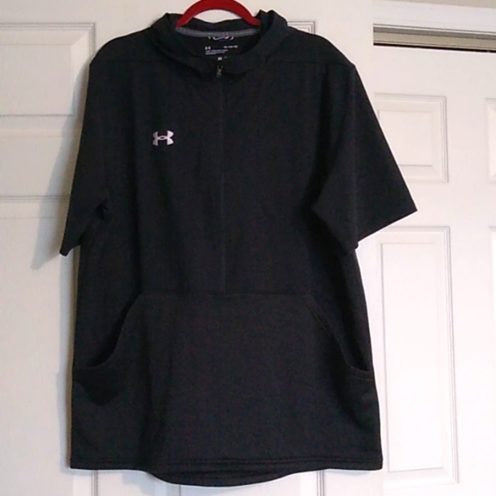 Black Short Sleeve Hoodie